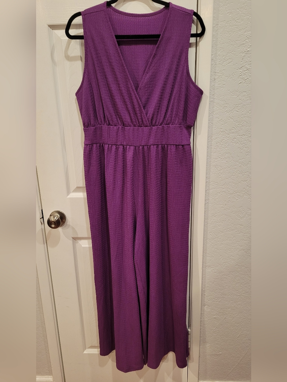 SHEIN Purple Sleeveless V-Neck Wide-Leg Jumpsuit